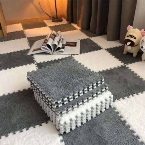 Interlocking Floor Mat (white, dark gray )